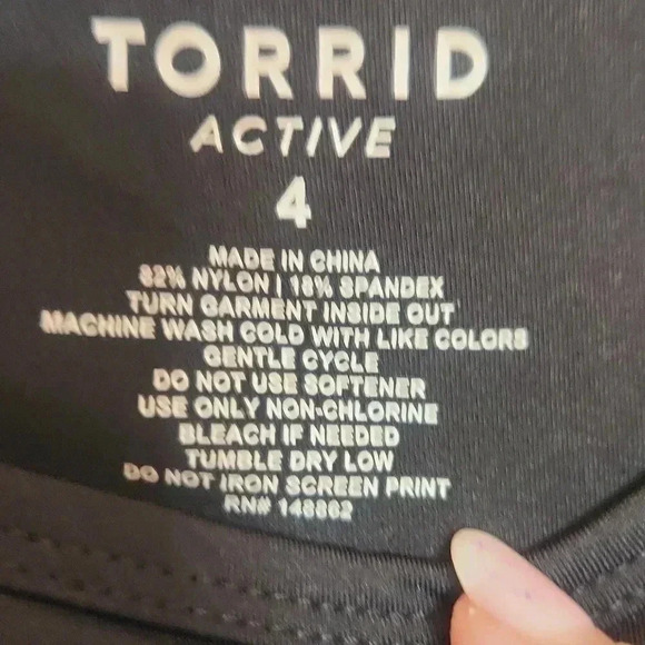 TORRID Wicking Active Black Tank Sleeveless Flaming Scull Size 4 - Picture 4 of 8